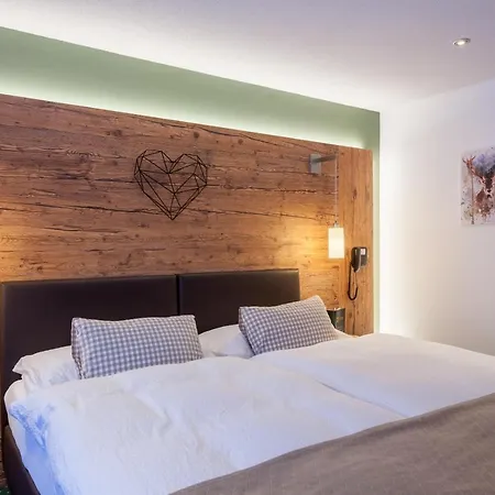 Jägerhof 3*