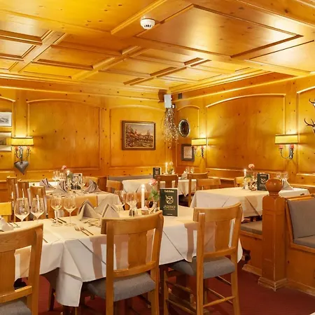 Jägerhof 3*